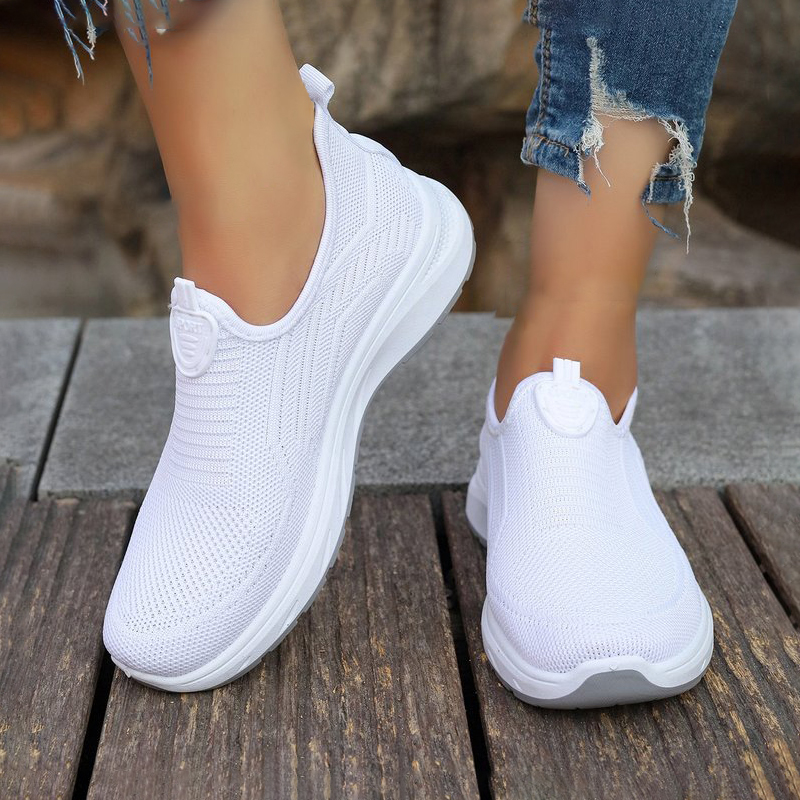 Breathable Mesh Athletic Shoes - Sepatu Olahraga Kasual Wanita Model Slip-On