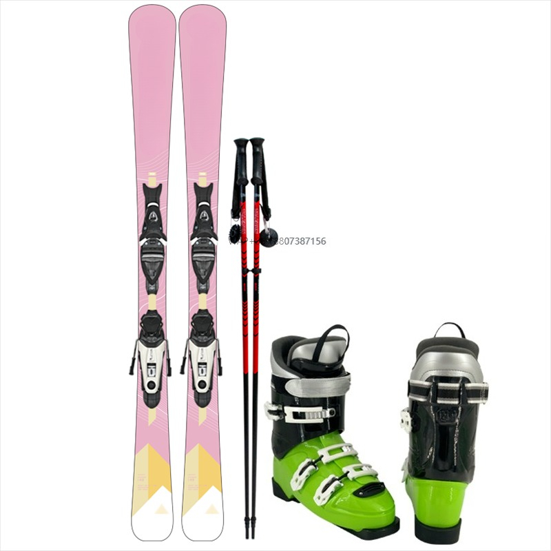 Boots - Perlengkapan Olahraga Musim Dingin: Set Ski