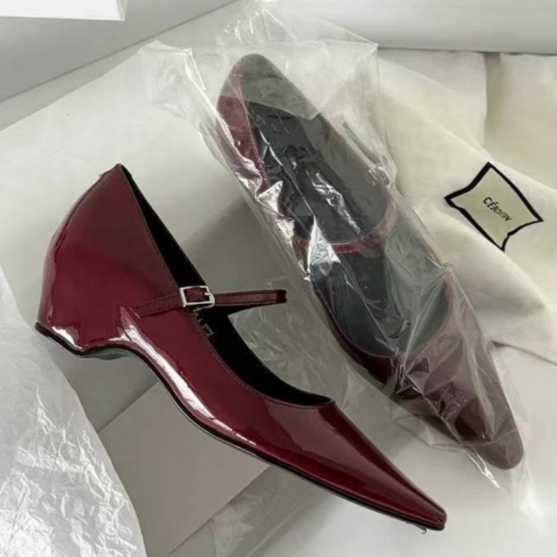 Sepatu Wanita Model Terbaru 20 - Sandals ulasan dan harga