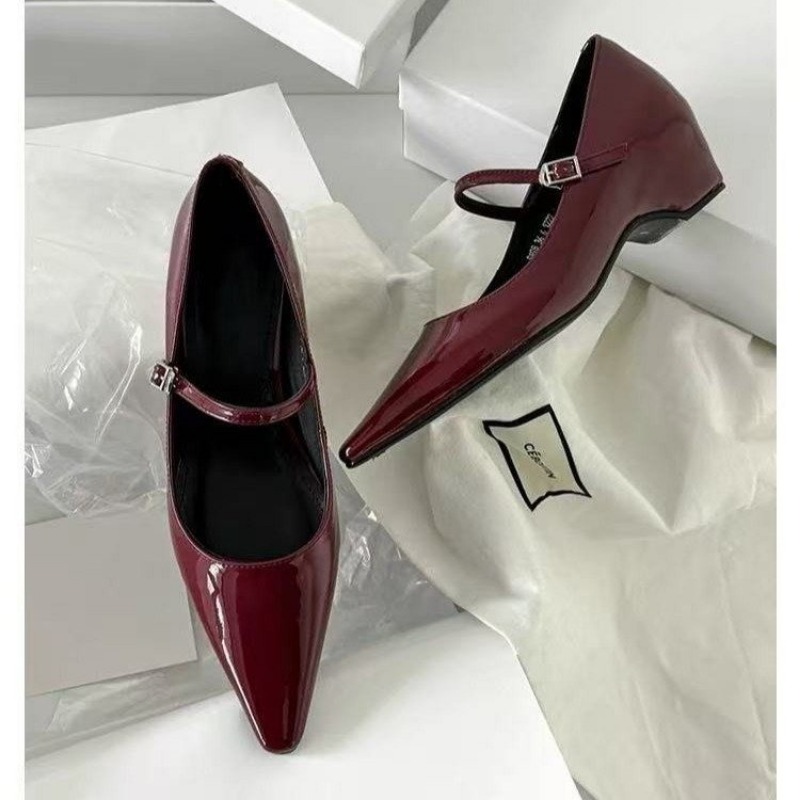 Sepatu Wanita Model Terbaru 20 - Sandals ulasan dan harga