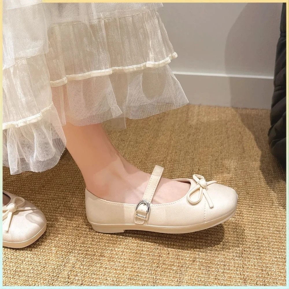 Sandal Wanita Manis dengan Hia - Sandals ulasan dan harga