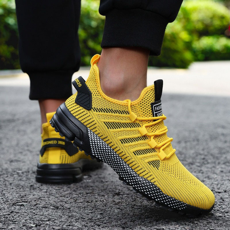Sepatu Lari untuk Pria Sepatu  - Shock Absorbing Gym Trainers ulasan dan harga