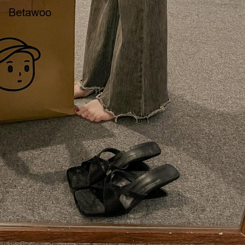Sandal Wanita Hak Blok Melengk - Sandals ulasan dan harga